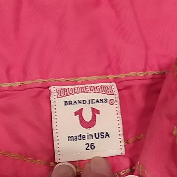 True Religion Sammy Big T Capris - Picture 6 of 8